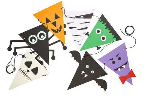 Herbst und Halloween Bastelideen mit bunten Fensterbildern und Girlanden